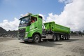 Volvo har i samarbete med Skanska tagit fram en lastbil för trånga stadsprojekt.
