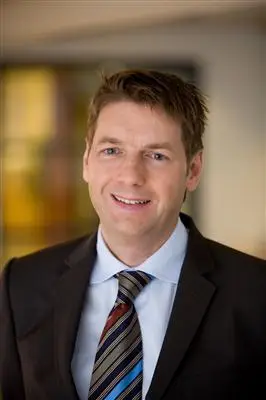 Hallengren lämnar Property Development