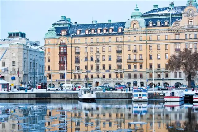 Tenzing ska sälja 
prestigekåk i Stockholm