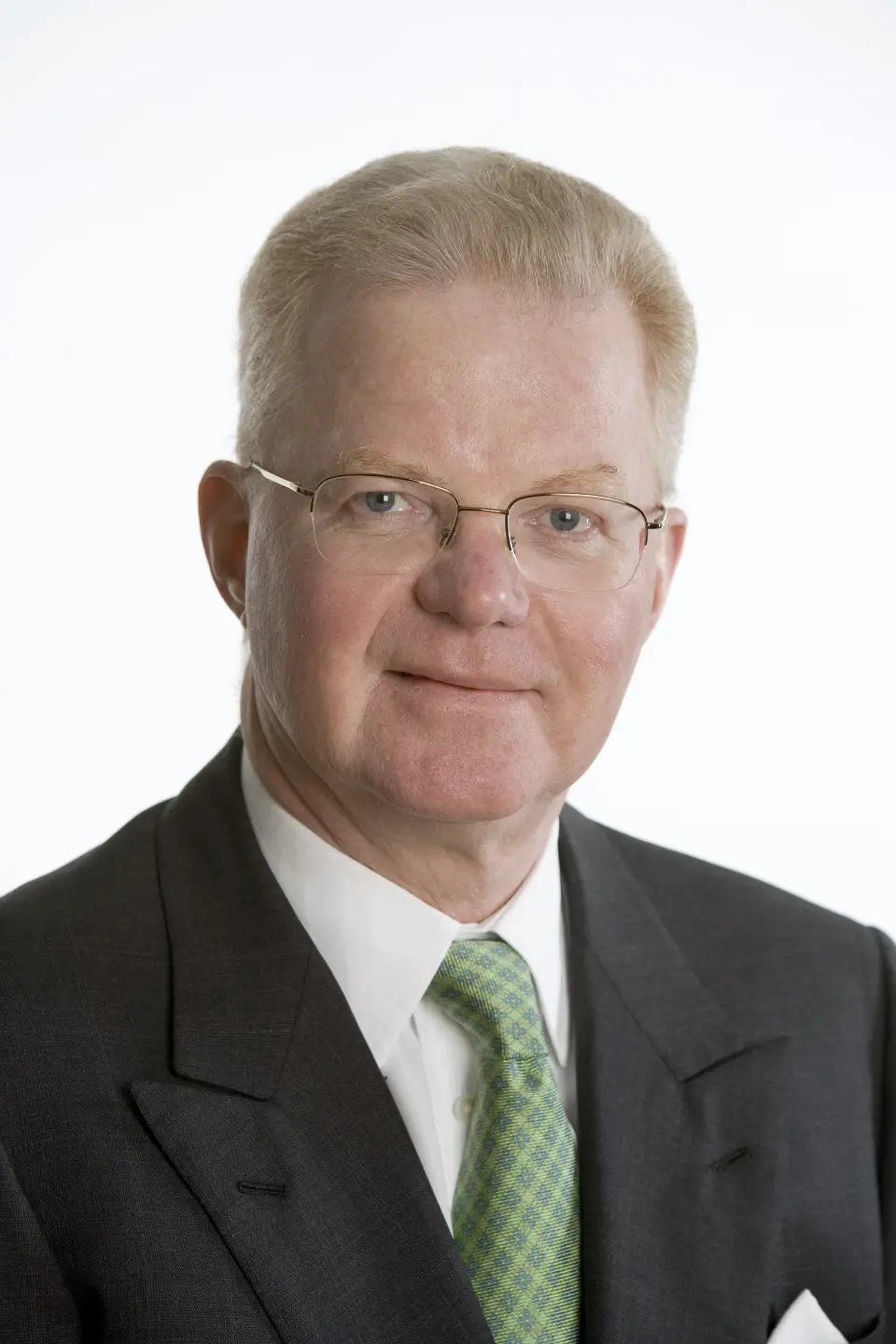 Fredrik Lundberg lämnar Sandviks styrelse