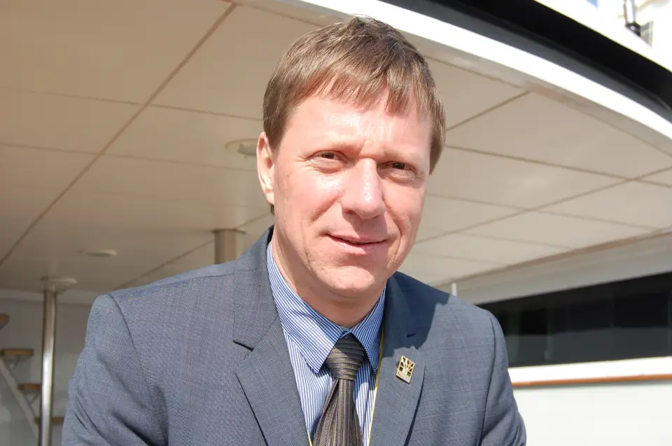 Weiss ska leda expertgrupp