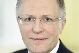 Han ersätter Nordvall på Catella