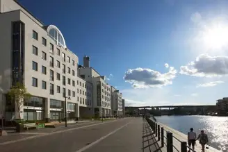 Fabege säljer i Hammarby Sjöstad