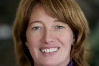 Hon efterträder Castwall