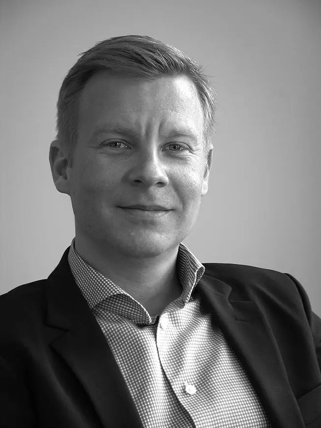 Norama säljer två fastigheter