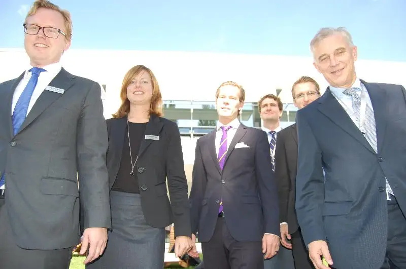 Bredare Tenzing på Expo Real som ett team