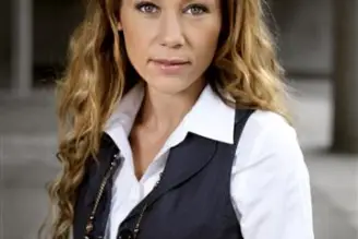 Tilde de Paula Eby moderator igen