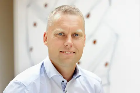 Trotjänare tillbaka som vd på Henry Ståhl