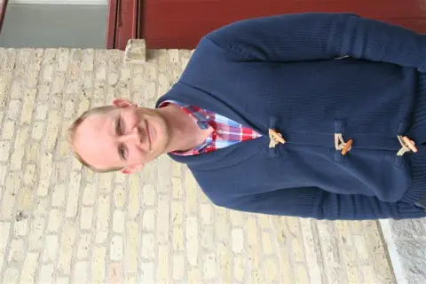 Mörk till Ernst Rosén