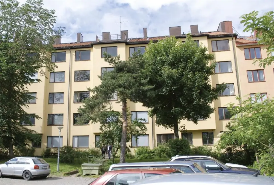 Svenska Bostadsfonden 
premiärköper i Stockholm