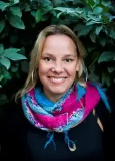 Charlotta Szczepanowski klättar inom Riksbyggen