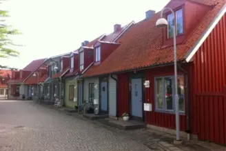 Derome köper i Falkenberg
