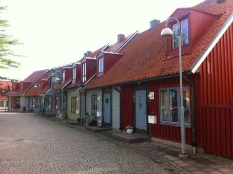 Derome köper i Falkenberg