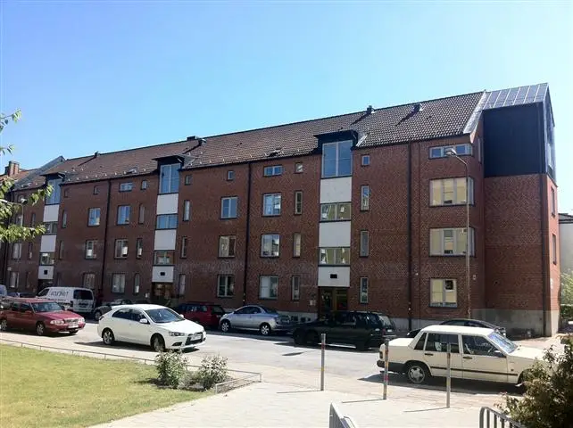 Leny premiärköper i Malmö