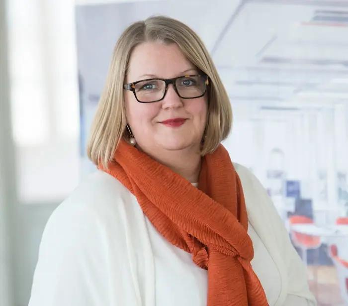 Bosson lämnar Familjebostäder