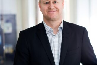 Ted Lindqvist om bostadsbristen på Lokalmarknadsdagen
