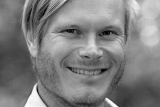 Serneke rekryterar två i Stockholm