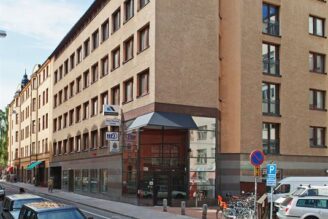 Vasakronan säljer kontorshus i Stockholm