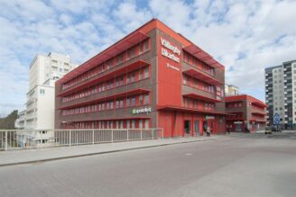 Hemfosa köper i Vällingby