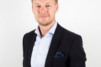 CBRE anställer associate director