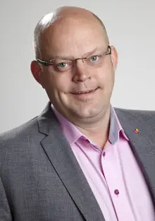 ”Någon måste ta på sig ledartröjan”