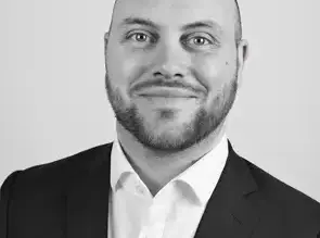 Hines rekryterar Staffan Unge