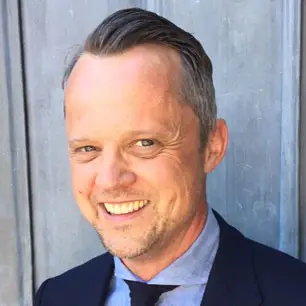 ”Fortsatt vind i seglen”