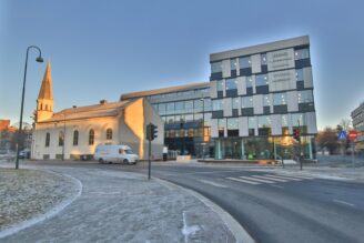 Skanska säljer för 830 miljoner till Entra