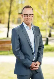 Bostadsrättspriserna backar i Stockholm