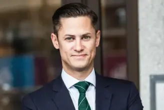”Feletablering skördar offer”