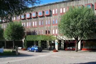 Familjebostäder flyttar in i Telestaden