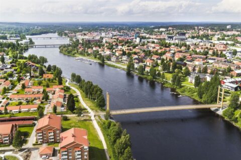Skebo satsar på integration