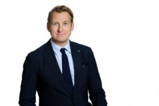 ”Vi tror fortfarande på att Ola ska fixa detta med Karlatornet”