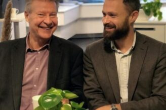 Rotpartner värvar tunga namn