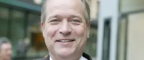 Svenska Handelsfastigheter tecknar dubbla hyresavtal