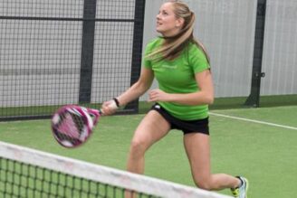 Fastpartner hyr ut 1 800 kvadratmeter padelhall till Nordic Wellness