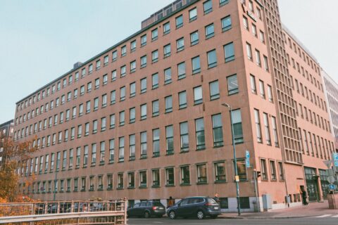 Genesta säljer i Helsingfors