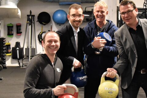 Idrottsstjärnor öppnar gym i Sigtuna stadsängar