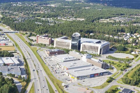 Profi hyr ut 1 200 kvadratmeter i Bredden