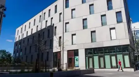 Schneider Electric går in som partner i KTH Live-In Lab