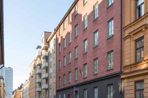 SKB köper 42 tomträtter av Stockholms stad