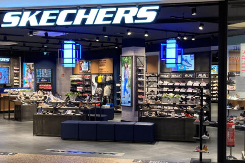 …Och till Skechers i Gränbystaden