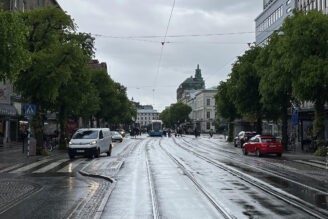 Amerikanska jätten släcker ner i centrala Göteborg