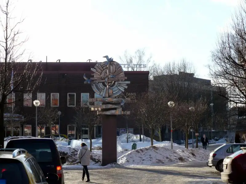 Centralt fastighetsförvärv och unikt samarbetsprojekt i Nynäshamn