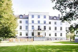 Intea förvärvar kriminalvårdsanstalt
