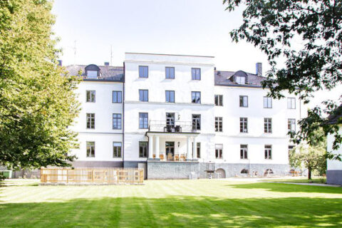 Intea förvärvar kriminalvårdsanstalt