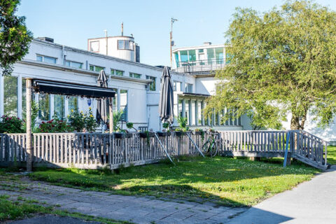 Cernera tillträder i Torslanda och Nykvarn