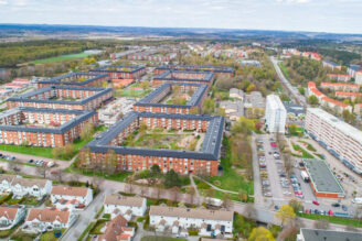 Förslag om ombildning i utsatta områden stöter på patrull