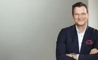 Heba säljer tio fastigheter i Hökarängen