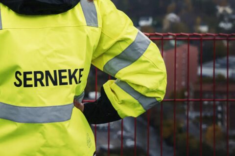 Serneke ligger efter med betalningar – 40-tal aktiva ärenden hos Kronofogden